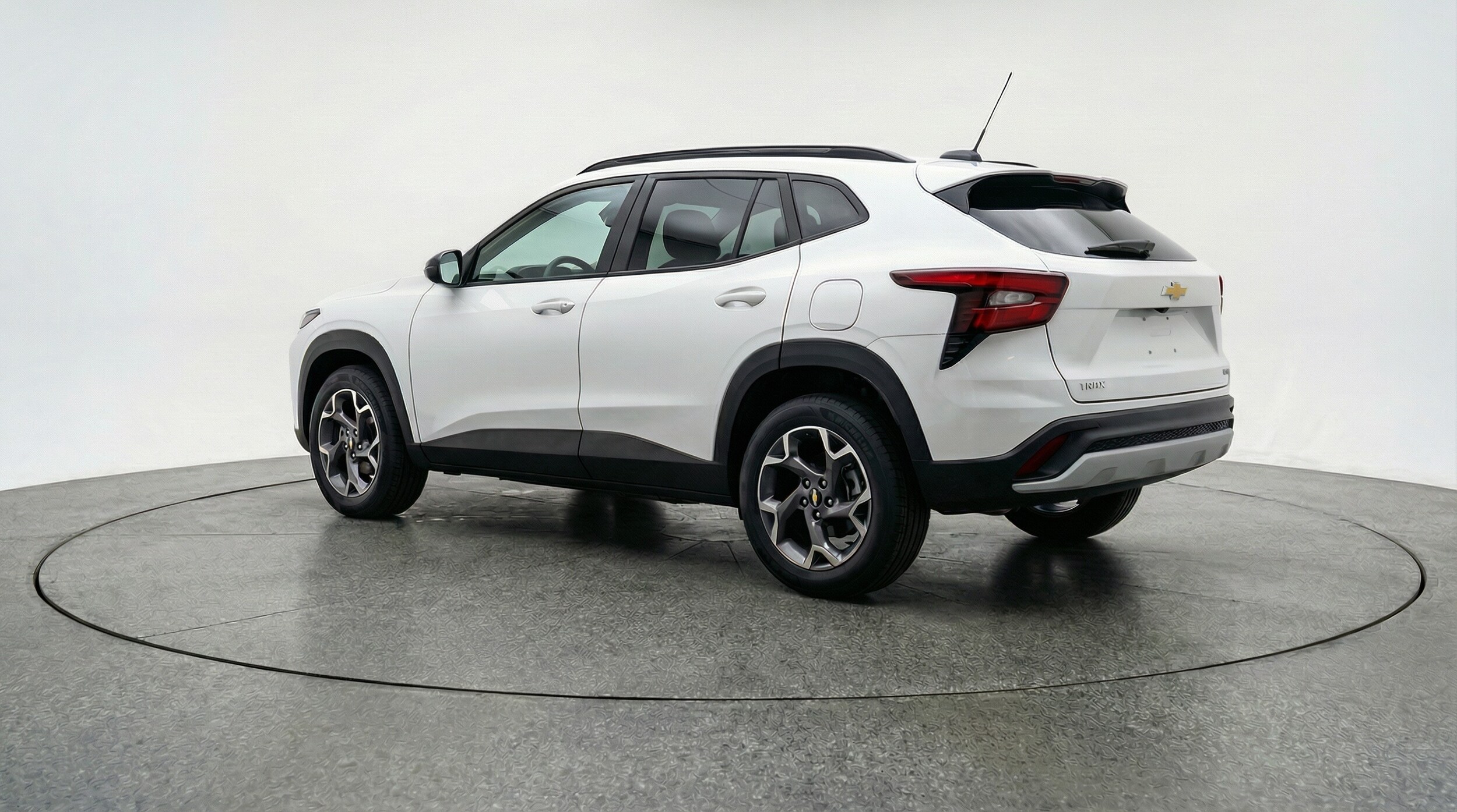 Thumbnail: 2025 Chevrolet Trax - 5