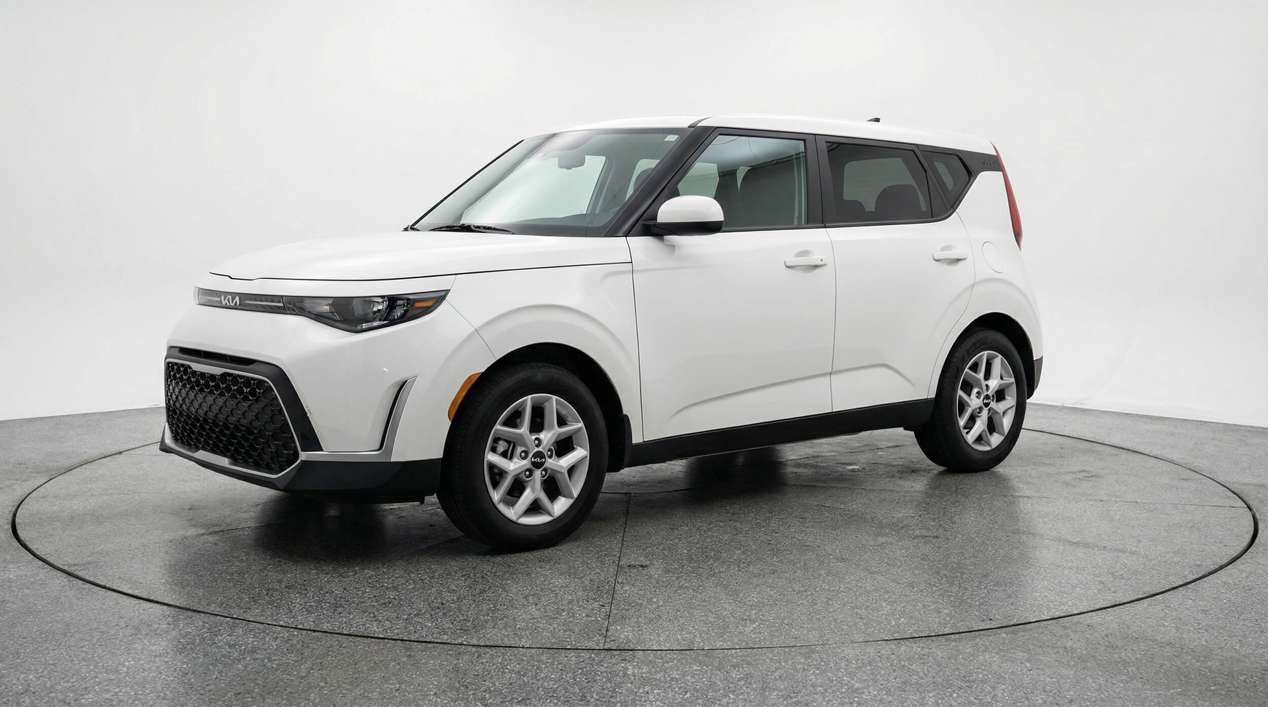 Thumbnail: 2025 Kia Soul - 3