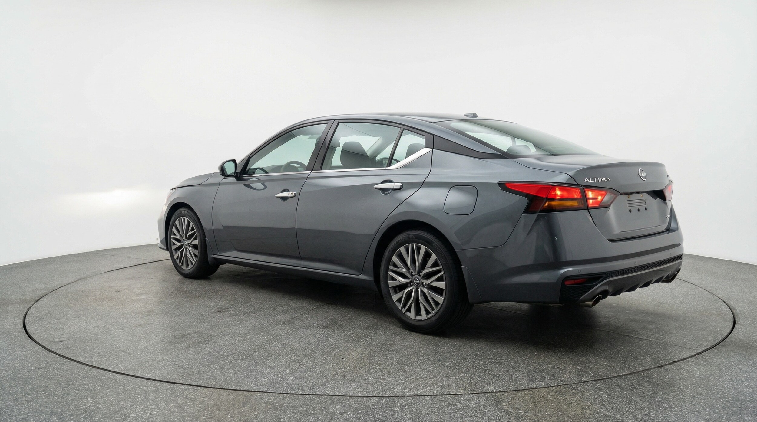 Thumbnail: 2025 Nissan Altima - 5