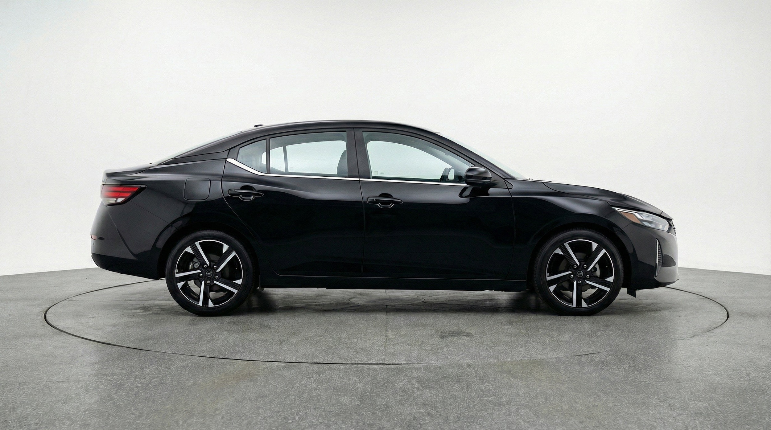 Thumbnail: 2025 Nissan Sentra - 11
