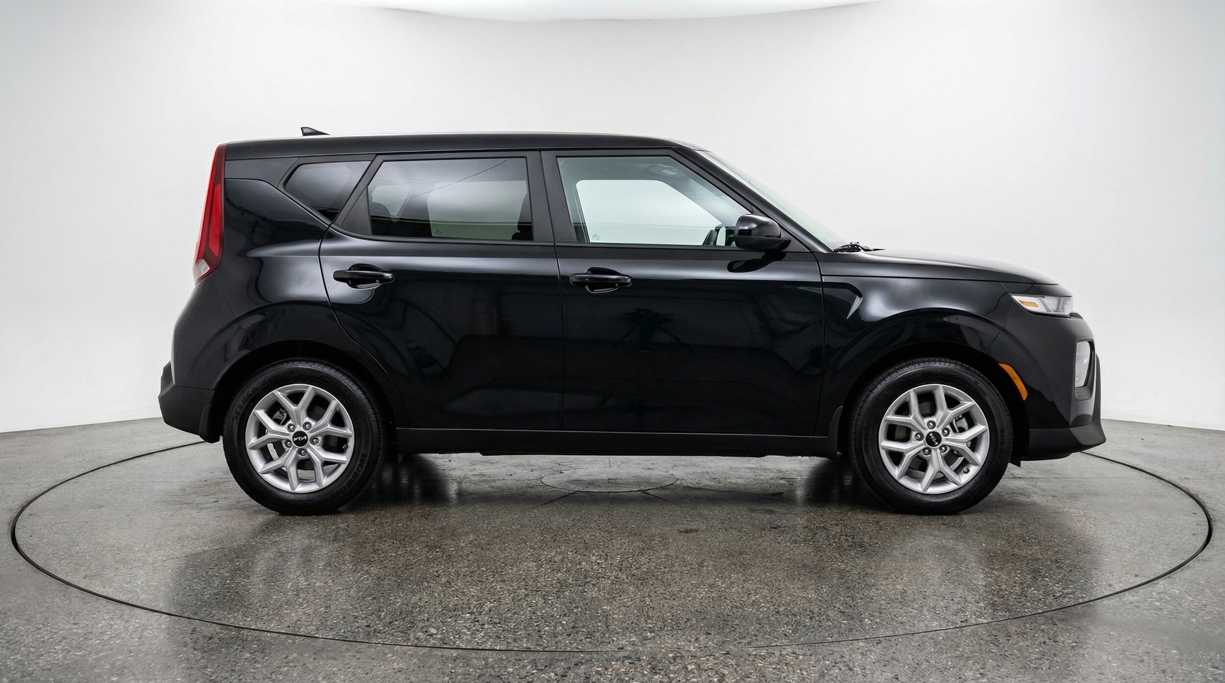 Thumbnail: 2025 Kia Soul - 8