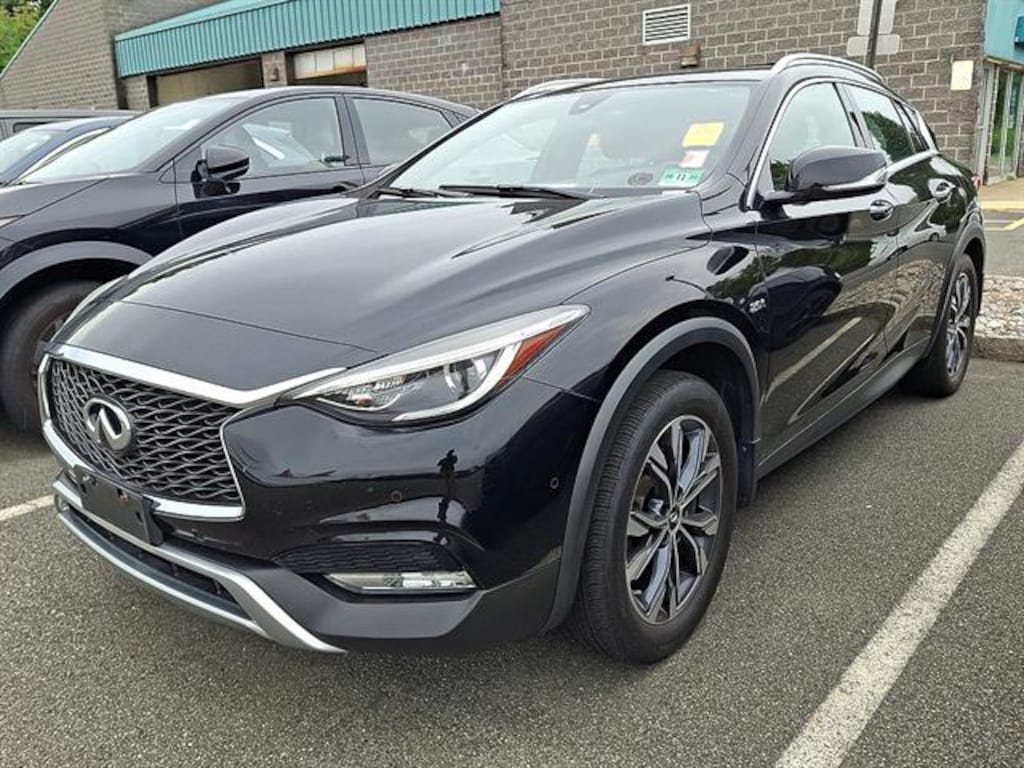 Used 2018 INFINITI QX30 Premium SUV