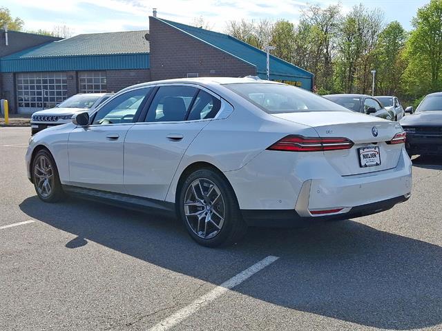 2025 BMW i5 40 - Photo 22