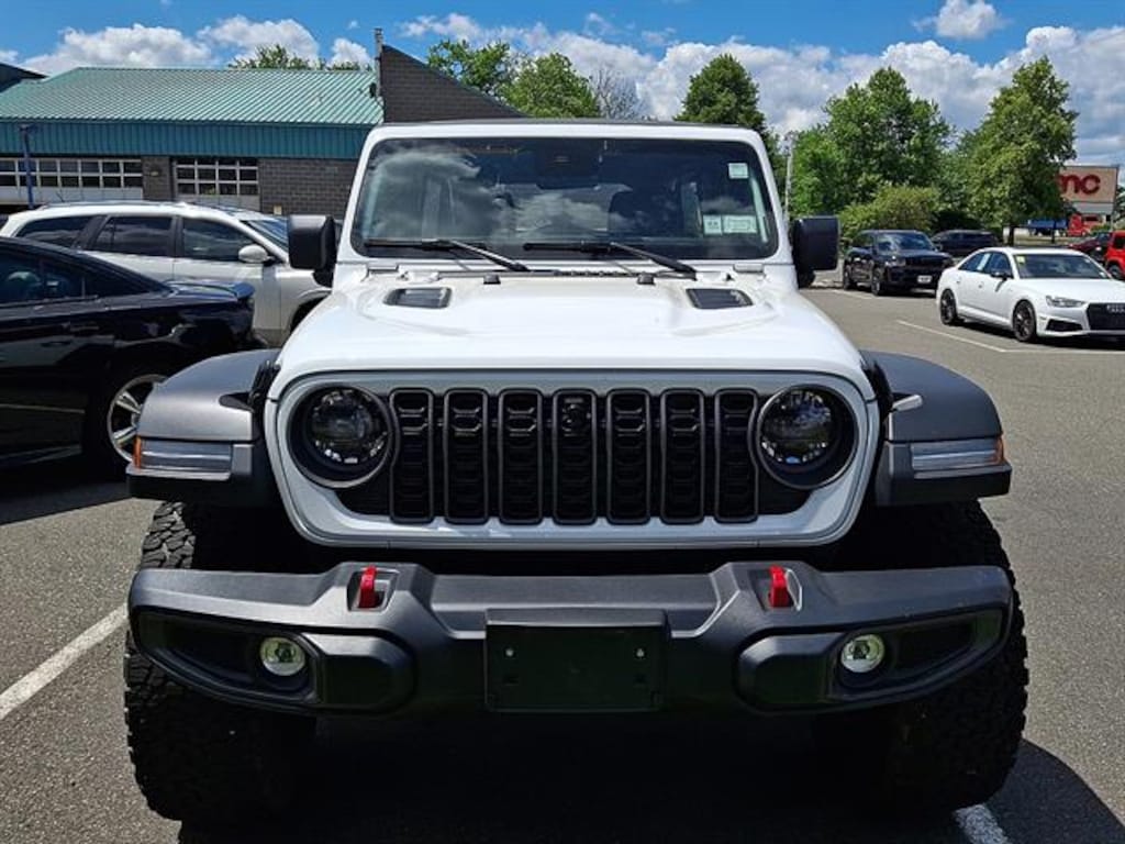 Used 2025 Jeep Wrangler Rubicon SUV