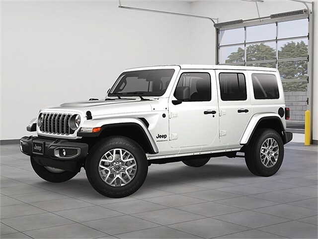2025 Jeep Wrangler Sahara photo 2