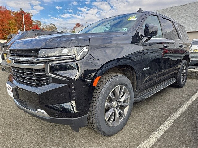 2022 Chevrolet Tahoe LT photo 3