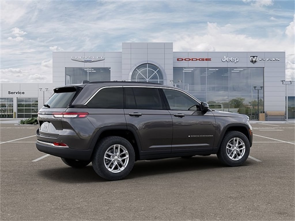 New 2025 Jeep Grand Cherokee LAREDO X 4X4 Sport Utility