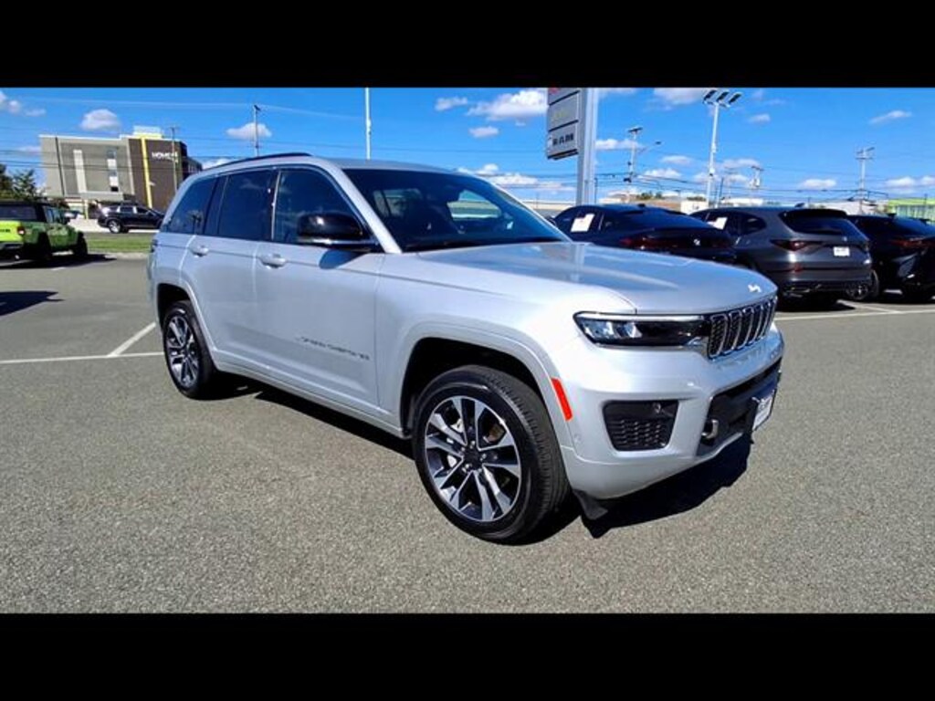 Used 2025 Jeep Grand Cherokee Overland SUV