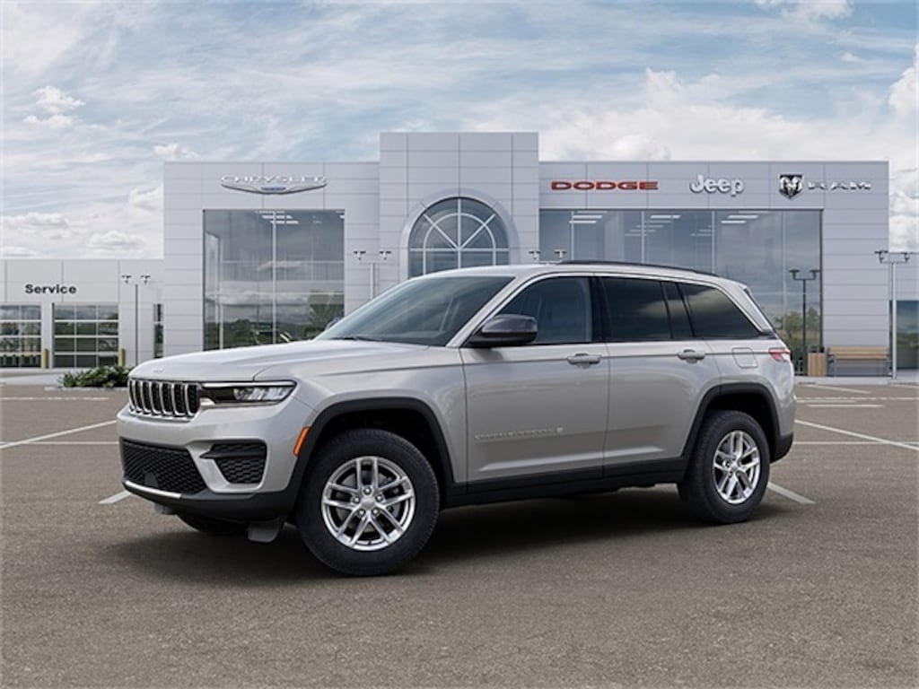 New 2025 Jeep Grand Cherokee LAREDO X 4X4 Sport Utility