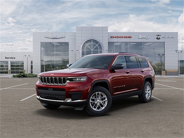 2025 Jeep Grand Cherokee L Laredo's photo