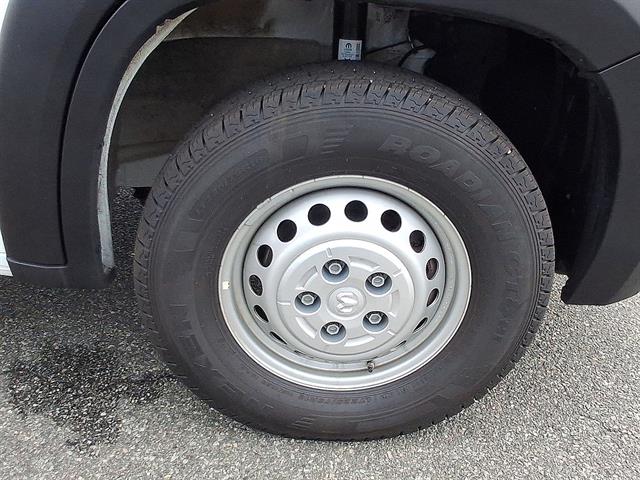 Photo 33