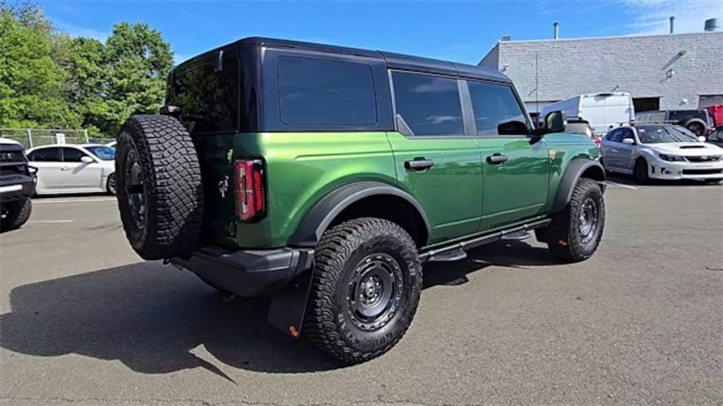 Used 2024 Ford Bronco Badlands SUV