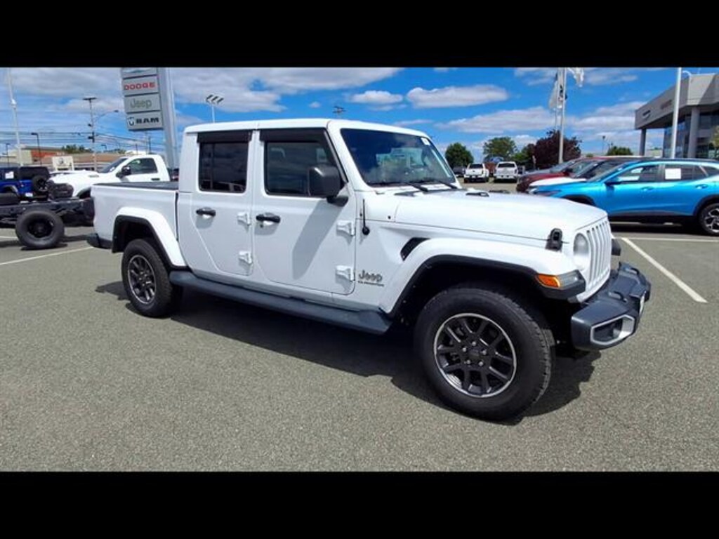 Used 2022 Jeep Gladiator Overland Truck Crew Cab