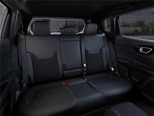 2026 Jeep Compass Latitude Altitude - Photo 15