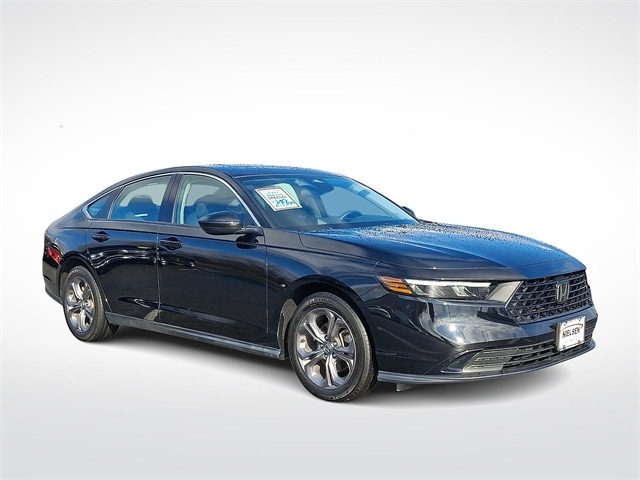 2024 Honda Accord EX's photo