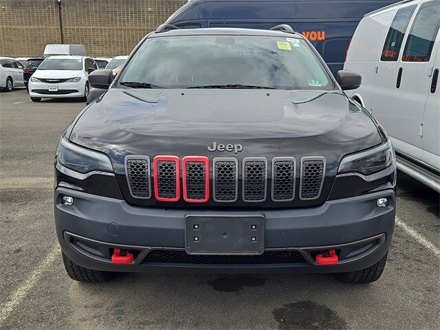 2019 Jeep Cherokee Trailhawk photo 2