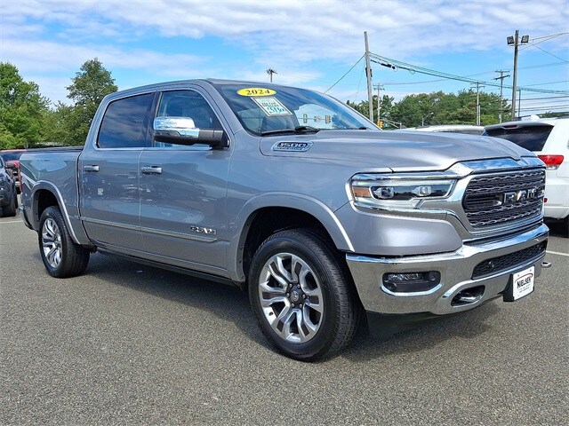 2024 Ram 1500 Limited photo 2