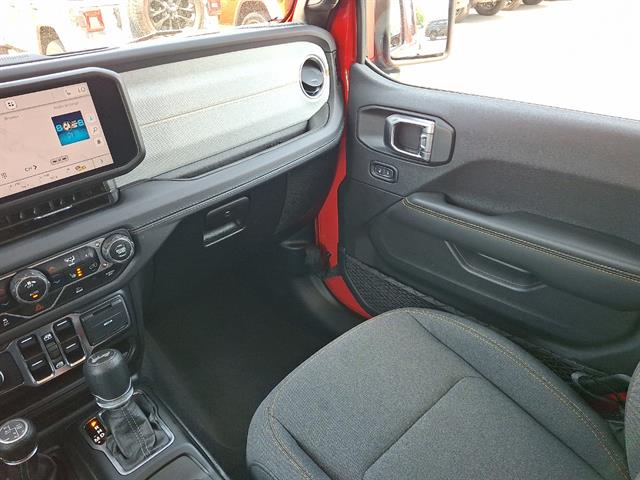 1C4RJXP63SW601958
