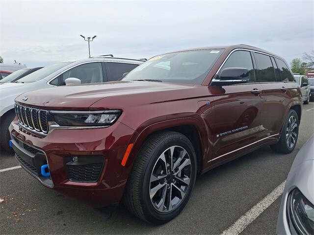 2023 Jeep Grand Cherokee Overland 4xe photo 2