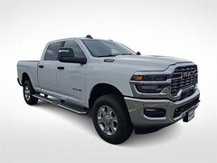 2025 Ram 2500 Big Horn Truck Crew Cab