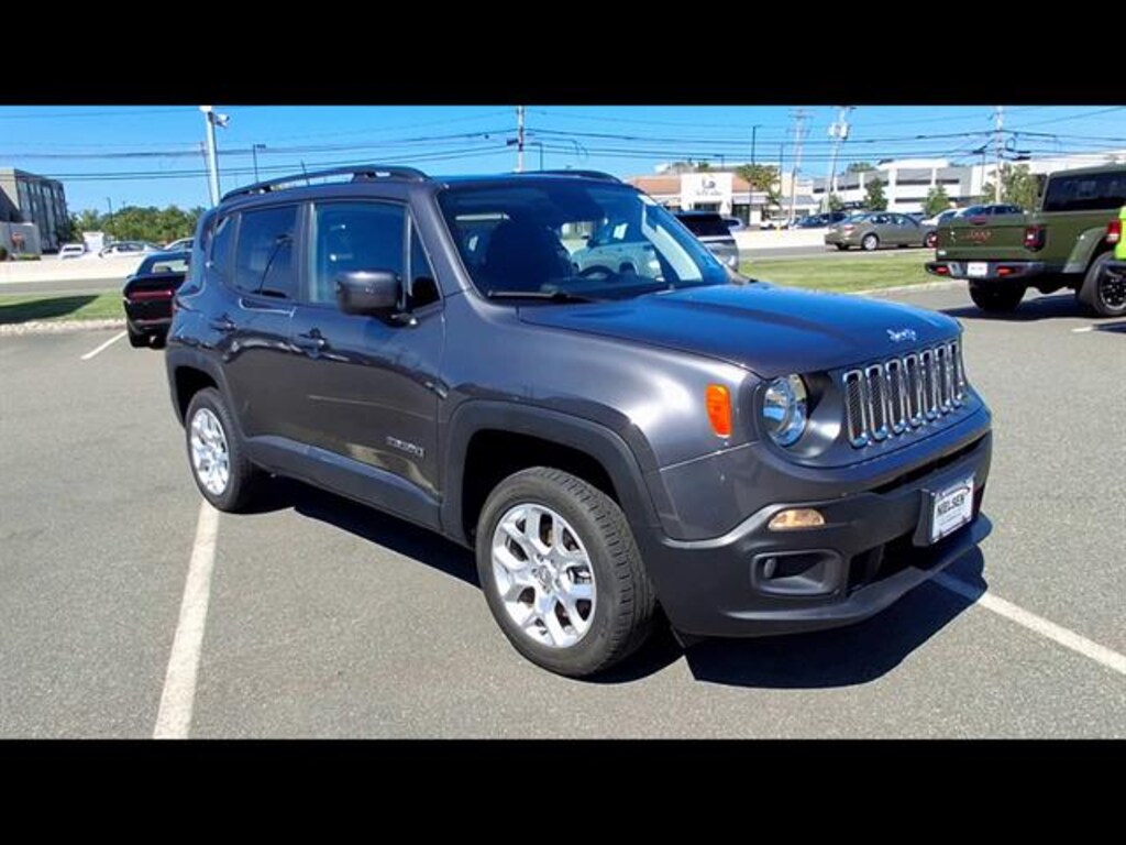 Used 2018 Jeep Renegade Latitude SUV