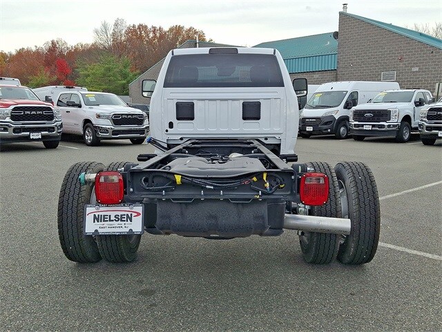 2025 Ram 5500 photo 4