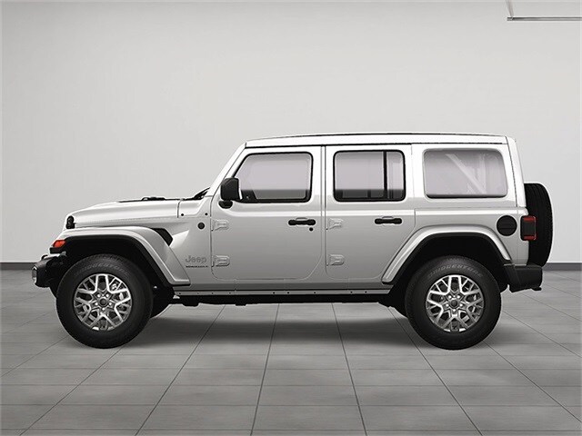 2025 Jeep Wrangler Sahara photo 3