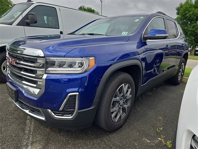 2023 Gmc Acadia SLE photo 3