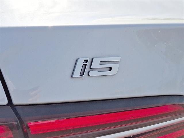 2025 BMW i5 40 - Photo 24