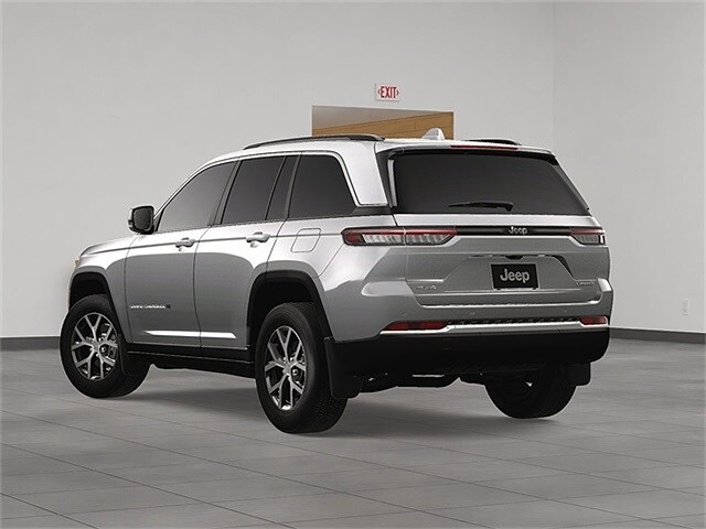 2025 Jeep Grand Cherokee Limited photo 3