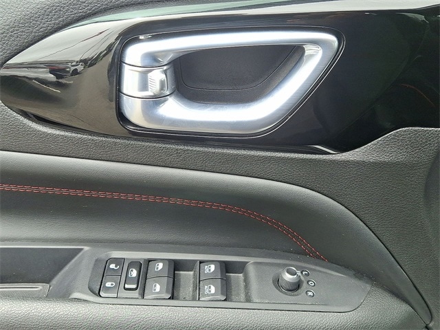Used 2024 Jeep Compass Trailhawk with VIN 3C4NJDDN9RT602721 for sale in East Hanover, NJ