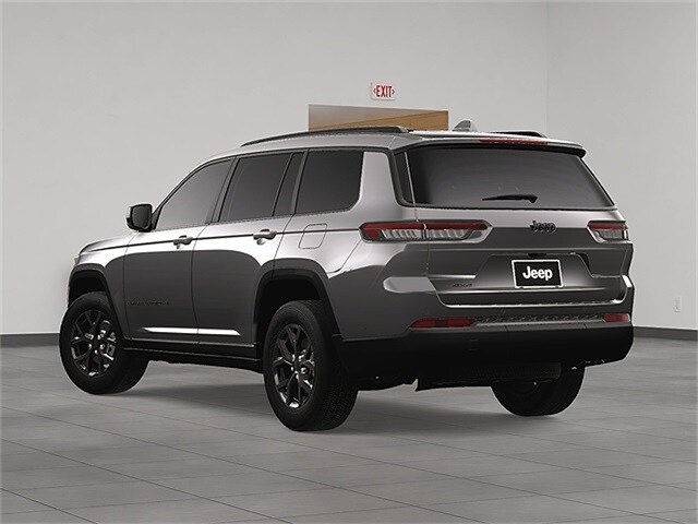 2025 Jeep Grand Cherokee Altitude photo 4