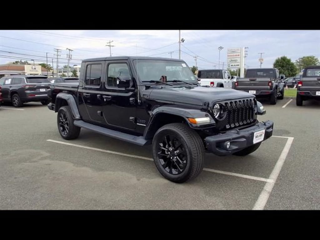 Used 2023 Jeep Gladiator High Altitude Truck Crew Cab