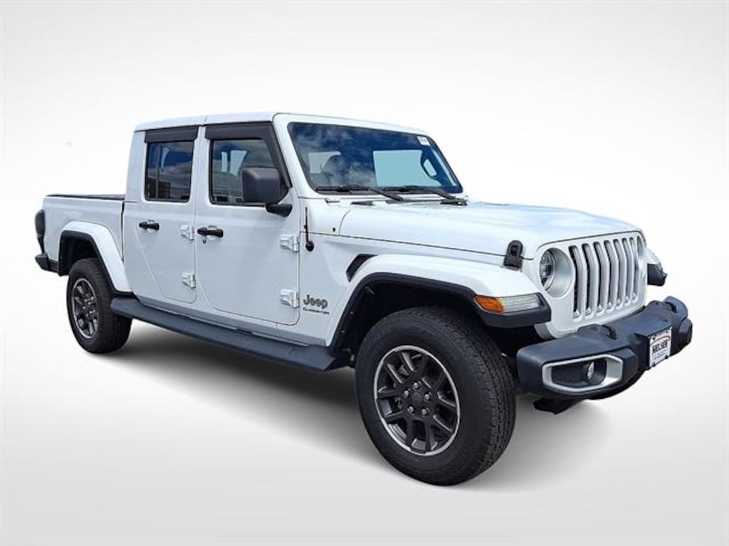 Used 2022 Jeep Gladiator Overland Truck Crew Cab