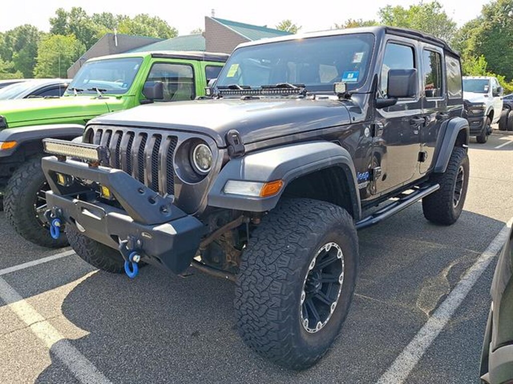 Used 2018 Jeep Wrangler Unlimited Sport S SUV