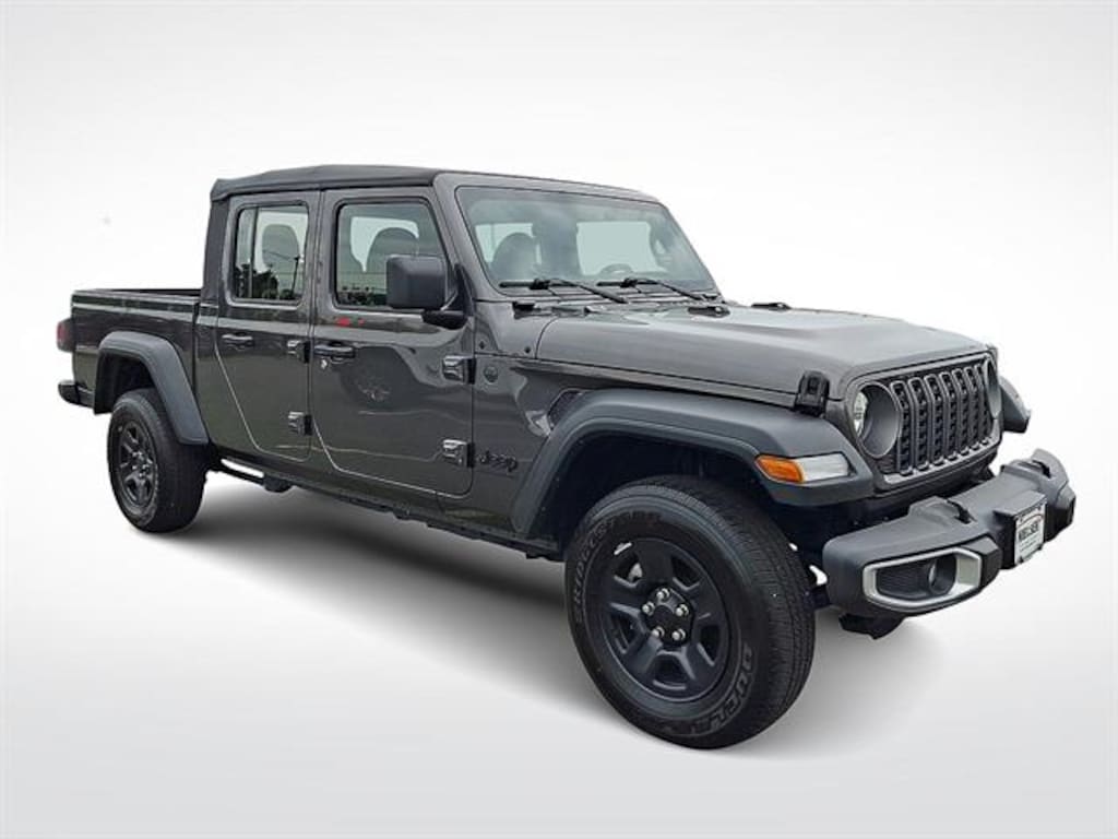 Used 2025 Jeep Gladiator Sport Truck Crew Cab