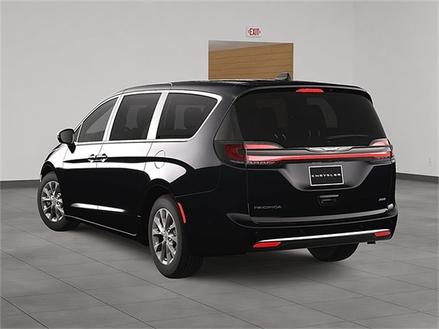 2025 Chrysler Pacifica photo 4