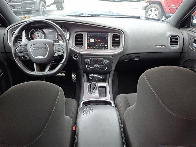 Photo 10