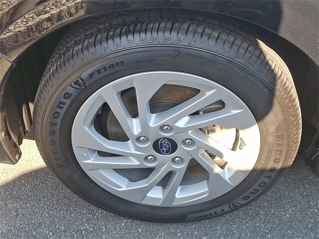2024 Subaru Impreza Base photo 4