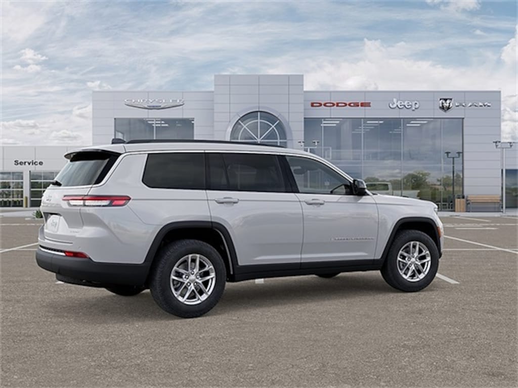 New 2025 Jeep Grand Cherokee L LAREDO X 4X4 Sport Utility