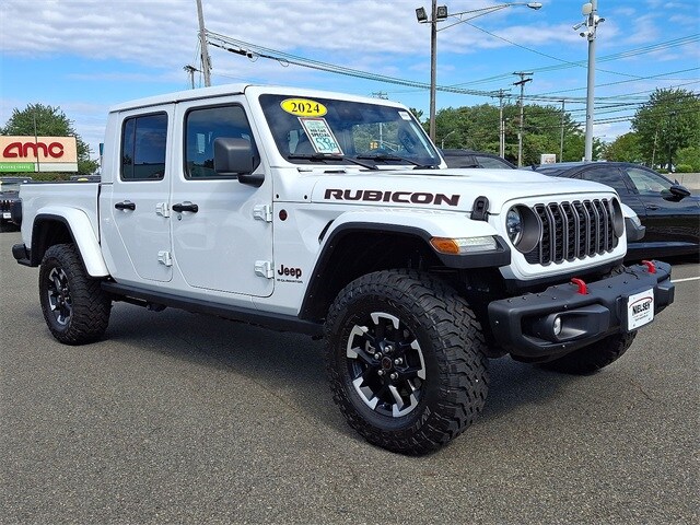 2024 Jeep Gladiator Rubicon photo 2