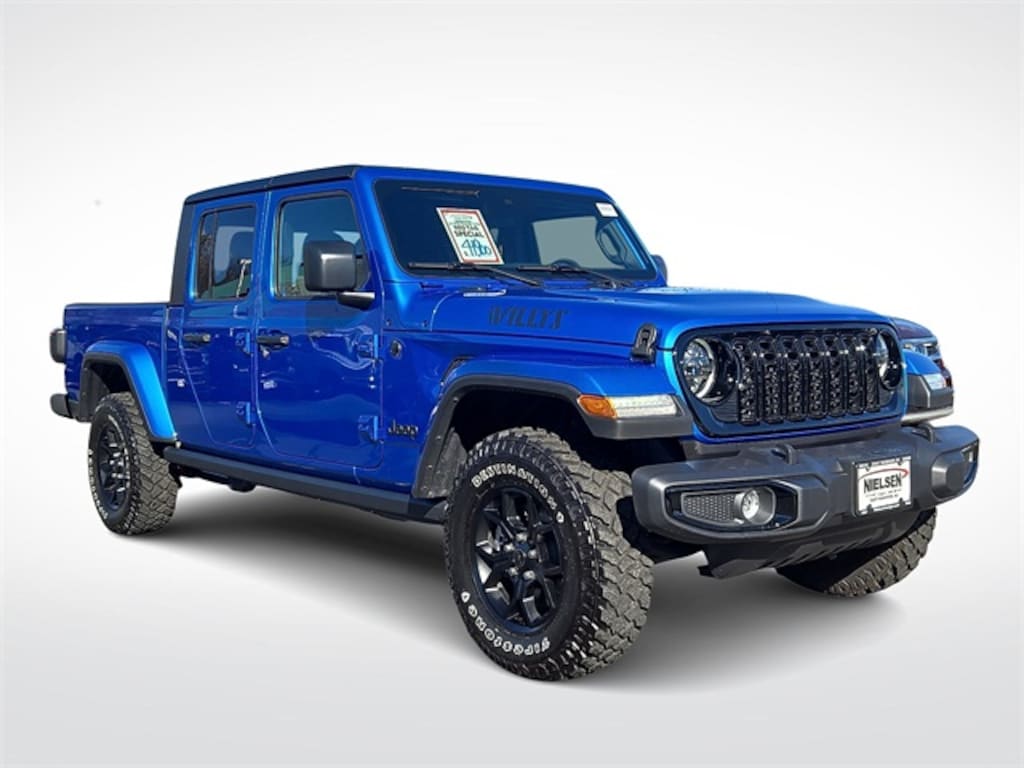 Used 2024 Jeep Gladiator Willys Truck Crew Cab