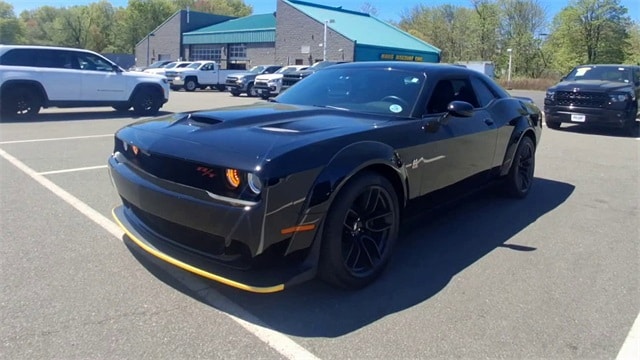 Used 2022 Dodge Challenger R/T with VIN 2C3CDZFJ8NH263575 for sale in East Hanover, NJ