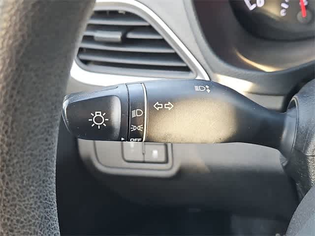 Thumbnail: 2021 Hyundai Accent - 25