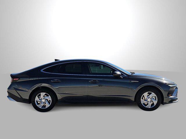 Thumbnail: 2026 Hyundai Sonata - 9