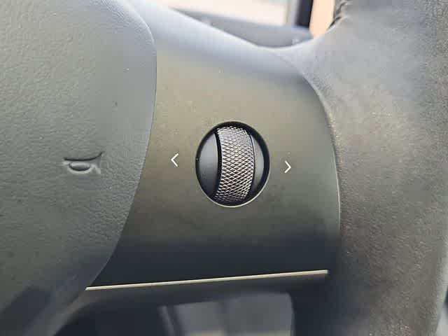 Thumbnail: 2024 Tesla Model Y - 25