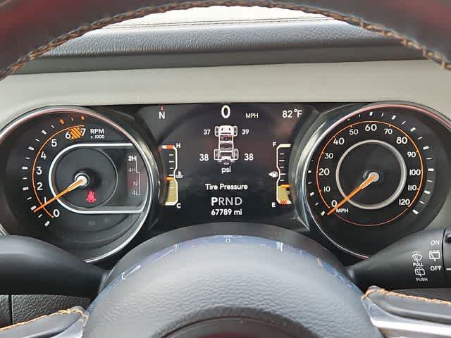 Thumbnail: 2022 Jeep Wrangler - 32