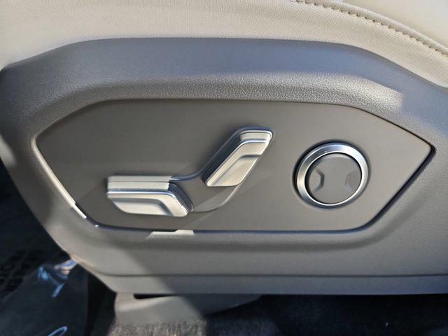 Thumbnail: 2026 Hyundai Santa Fe - 17