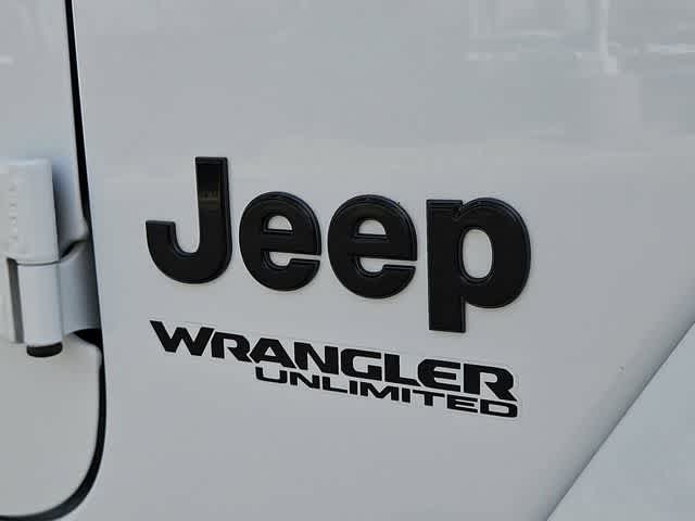 Thumbnail: 2022 Jeep Wrangler - 12