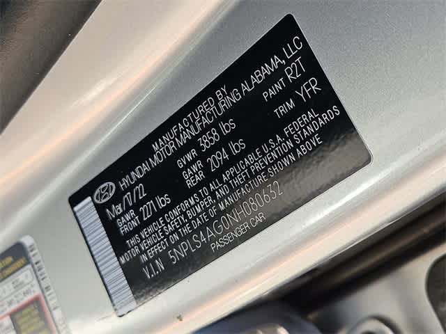 Thumbnail: 2022 Hyundai Elantra - 33